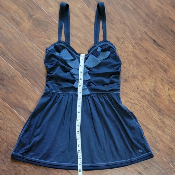 Abercrombie Navy Blue Flower Applique Size Small Dressy or Casual Tank Top - Picture 6 of 8